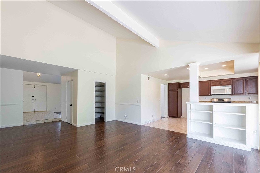 28752 Pisces Street Property Photo 9