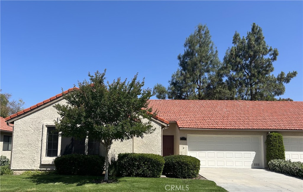 26226 Rainbow Glen Drive Property Photo 1