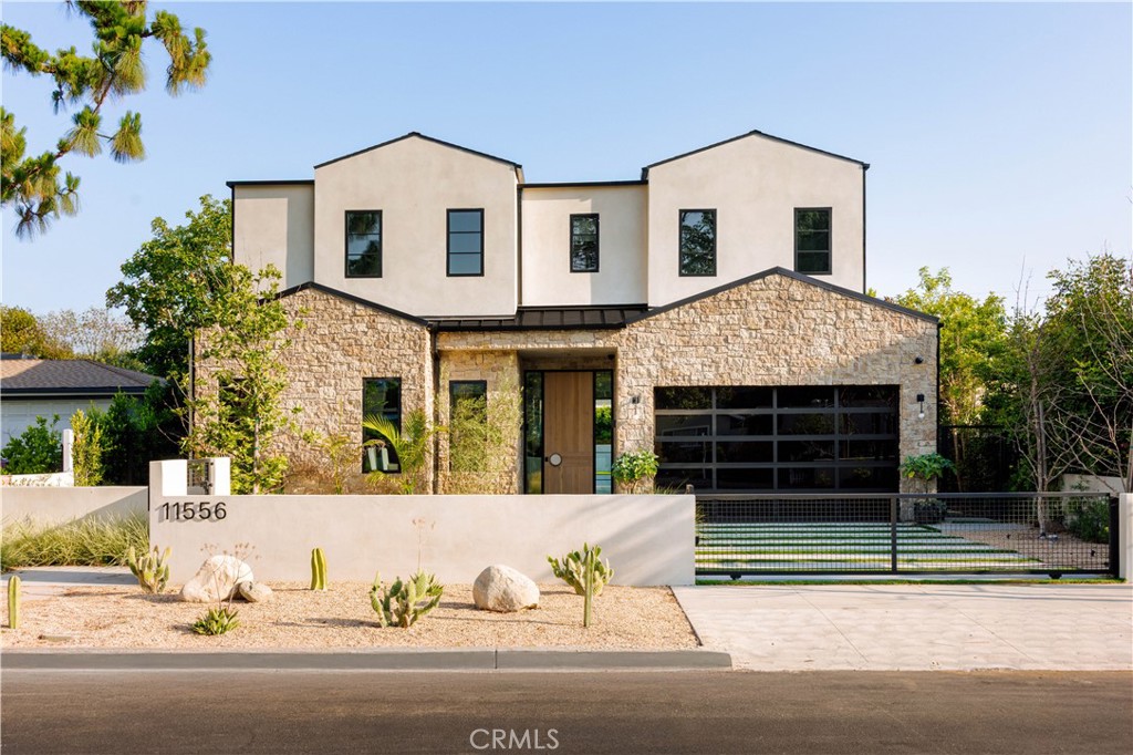 11556 Blix Street Property Photo 1