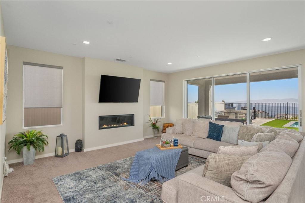 28511 Sparrow Way Property Photo 6