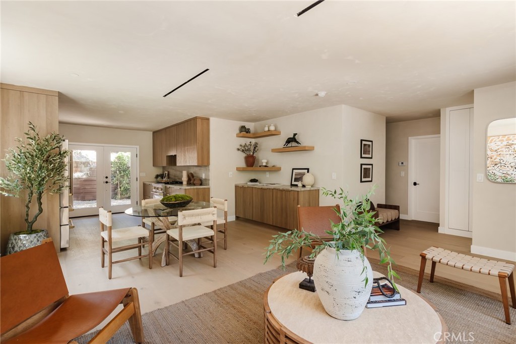1915 N Avenue 52 Property Photo 8