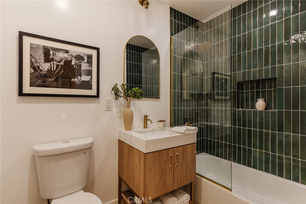 1915 N Avenue 52 Property Photo 16