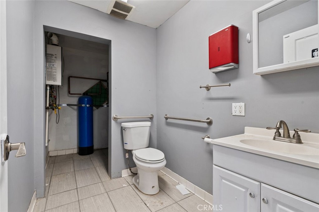 11285 Goss Street Property Photo 30