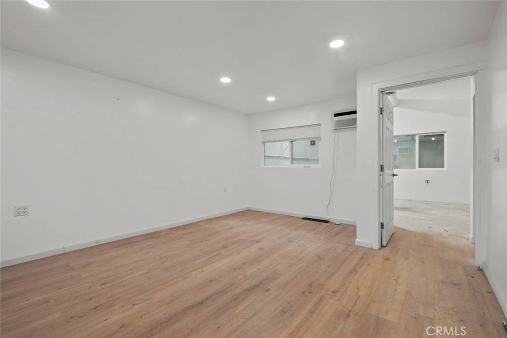 11285 Goss Street Property Photo 32