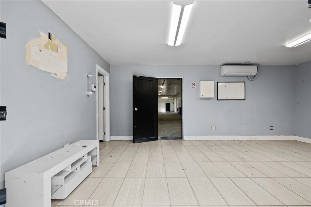 11285 Goss Street Property Photo 36