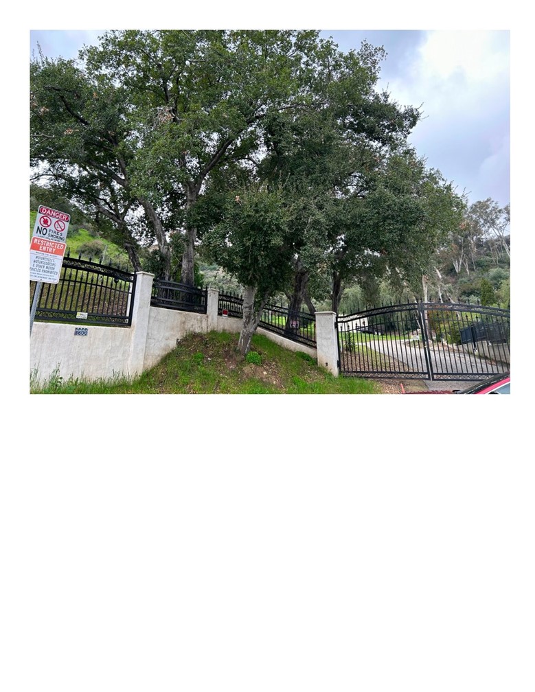 8600 Day Property Photo 3
