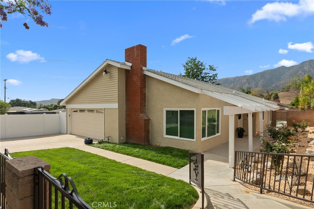 8119 Graystone Street Property Photo 1