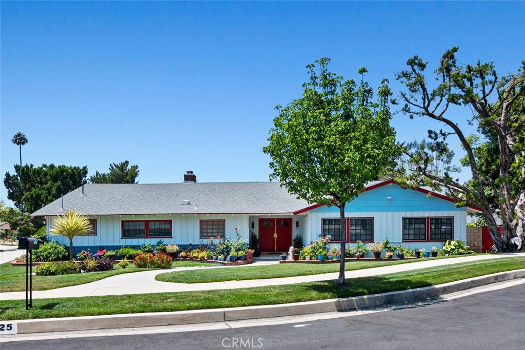 10225 Donna Avenue Property Photo 1