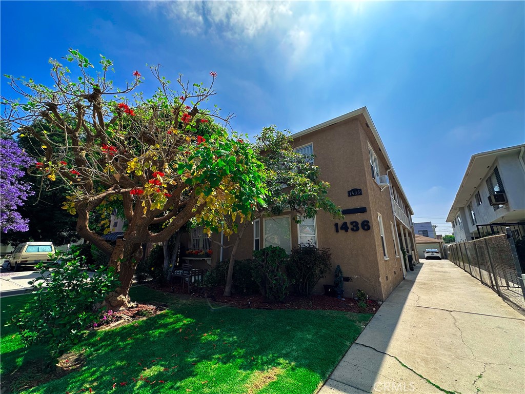 1436 S Holt Avenue 5 Property Photo 1