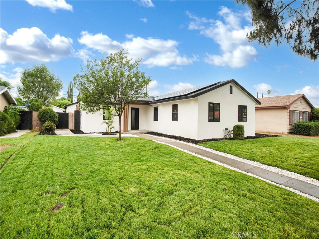 7055 Fallbrook Avenue Property Photo 1