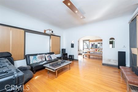 3025 Edgehill Drive Property Photo 11