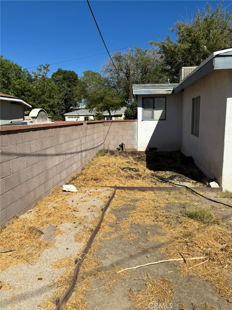 45417 11th Street W Property Photo 6
