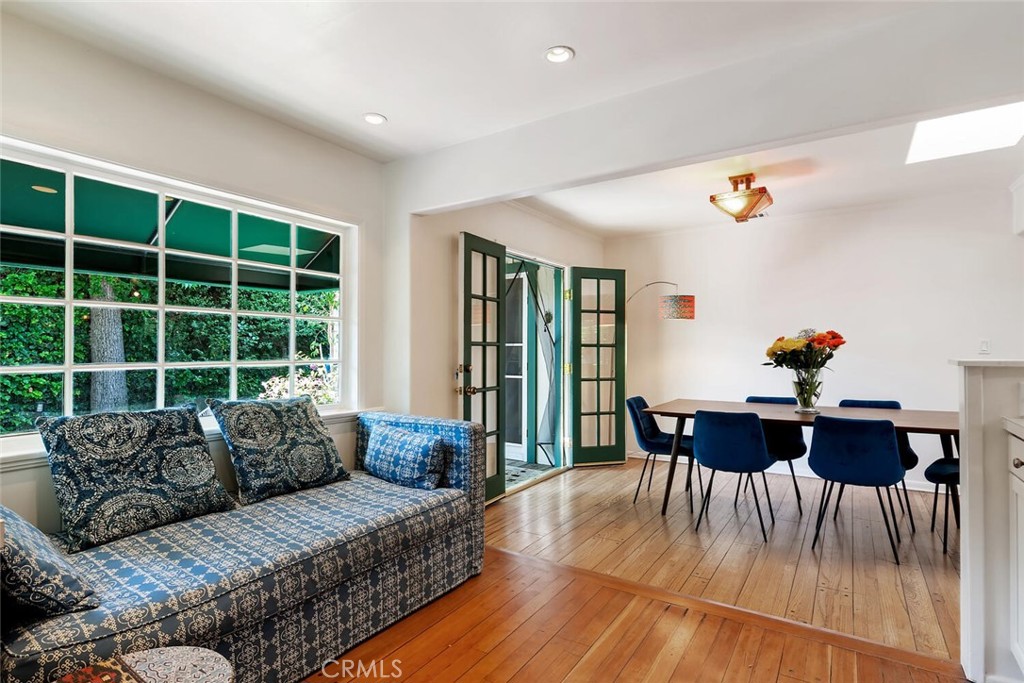 12744 Sarah Street Property Photo 16
