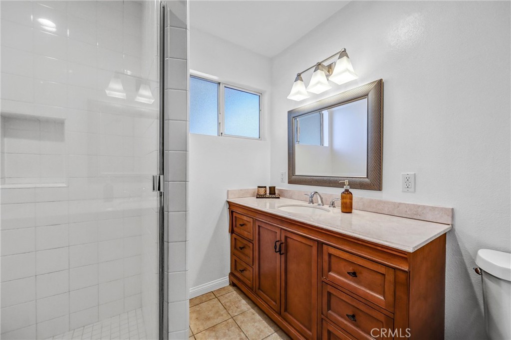 17106 Donmetz Street Property Photo 10