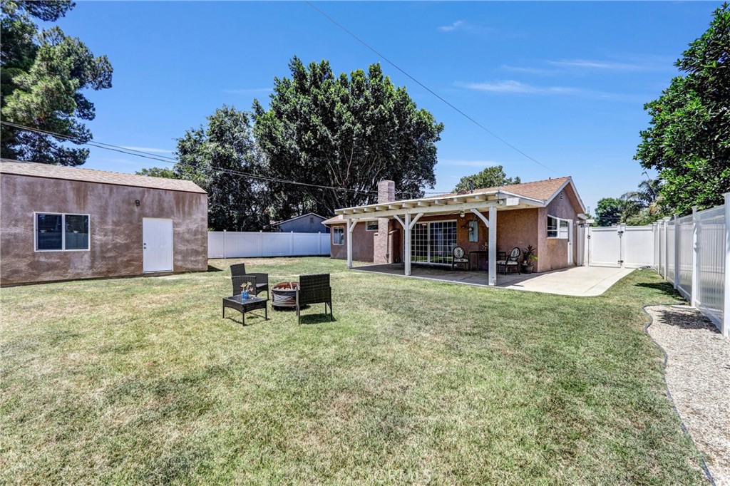 17106 Donmetz Street Property Photo 15
