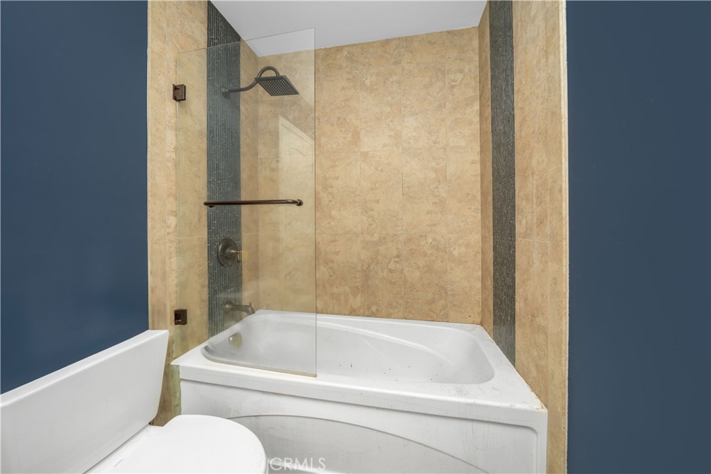 14947 Dickens Street 3 Property Photo 14