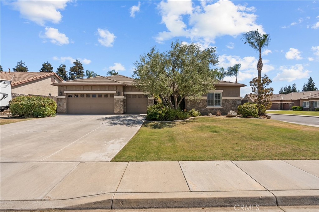 12725 Mezzadro Ave. Property Photo 1