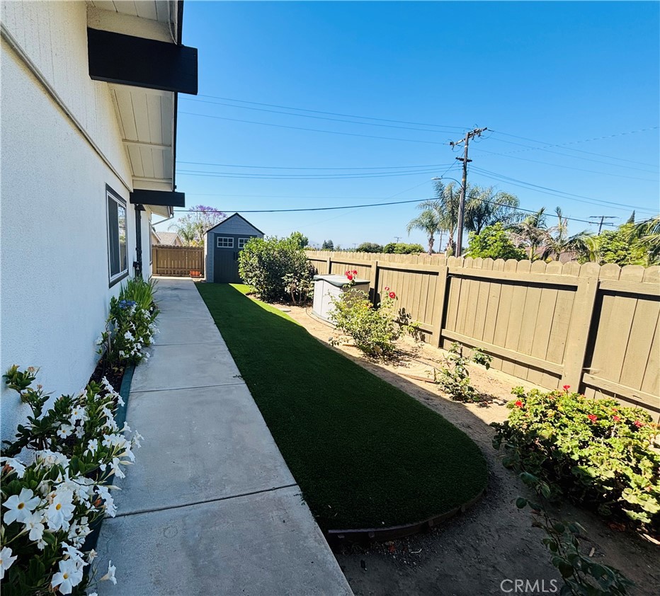 1678 Anacapa Drive Property Photo 1
