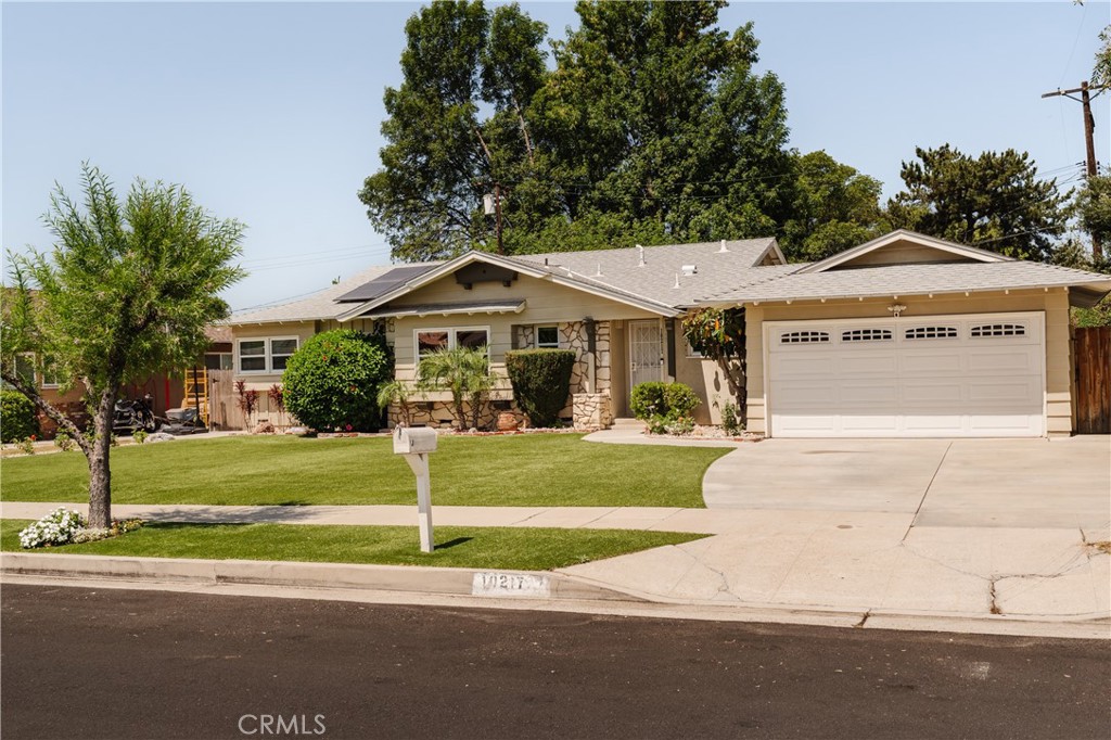 10217 Amestoy Avenue Property Photo 2