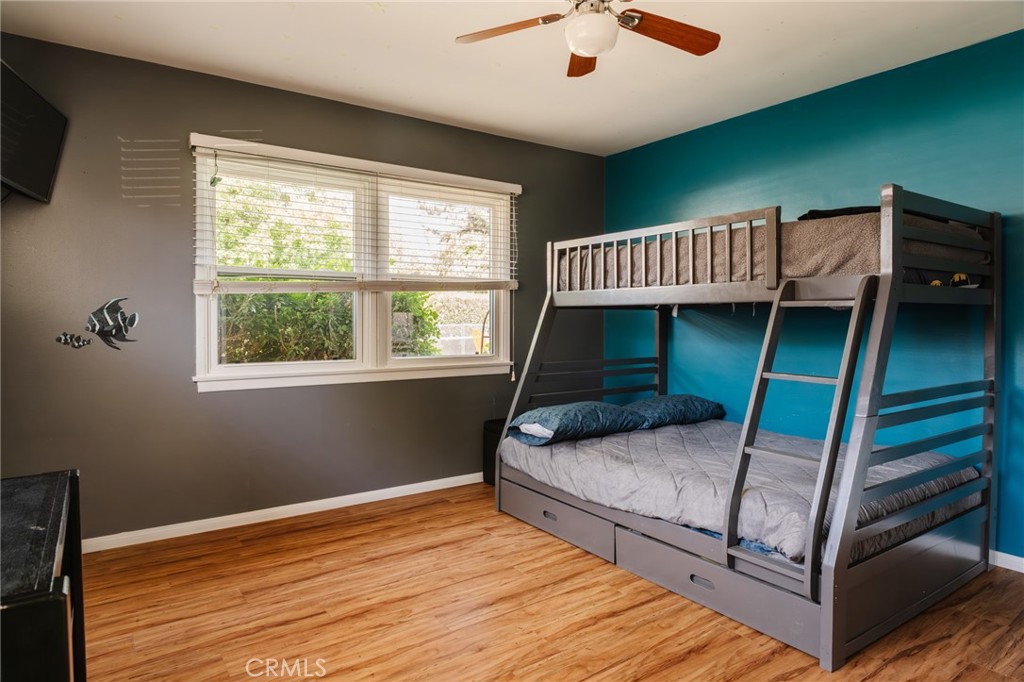 10217 Amestoy Avenue Property Photo 17