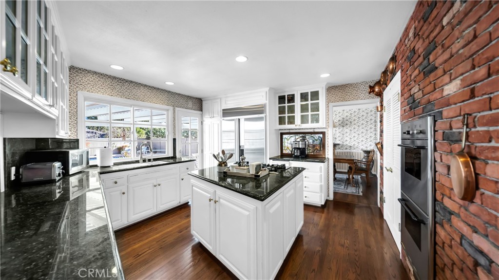 4556 Beck Avenue Property Photo 1