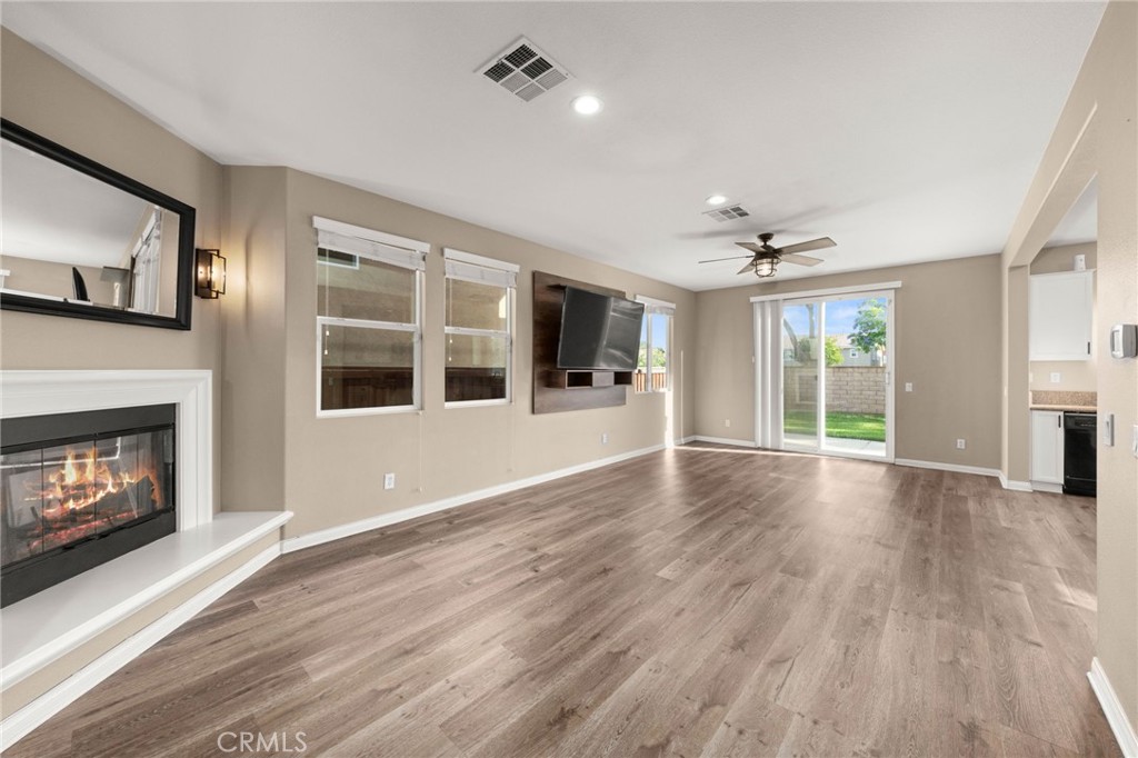 3849 Obsidian Road Property Photo 9