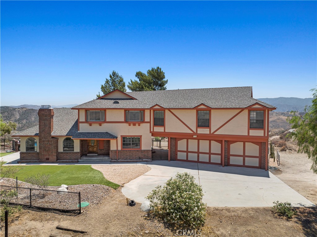 13620 Pales Property Photo 1