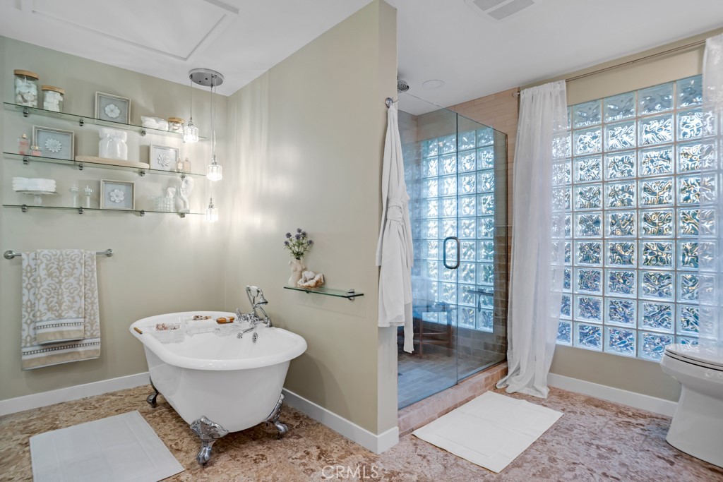 24630 Kittridge Street Property Photo 25