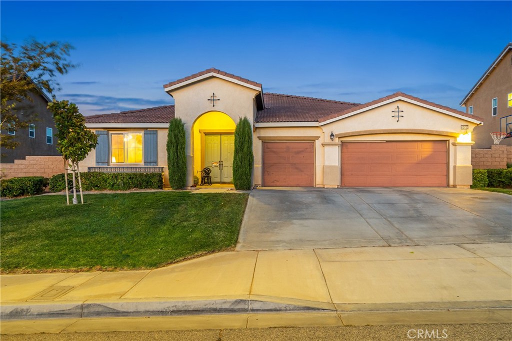 42432 72nd Street W Property Photo 1