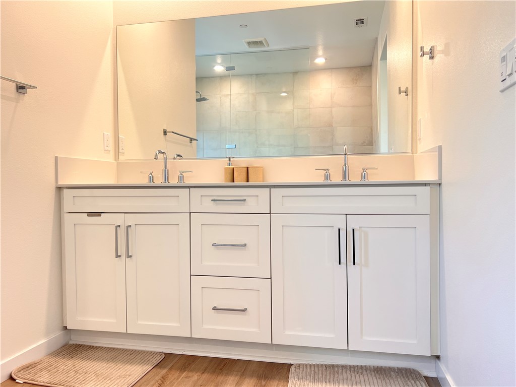 27620 Symphony Place Property Photo 16