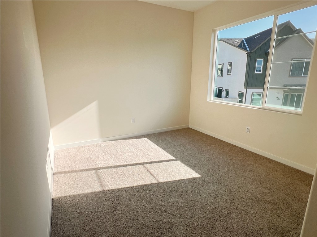 27620 Symphony Place Property Photo 19