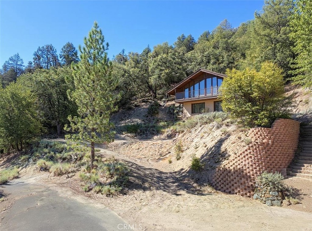 15604 San Moritz Drive Property Photo 1