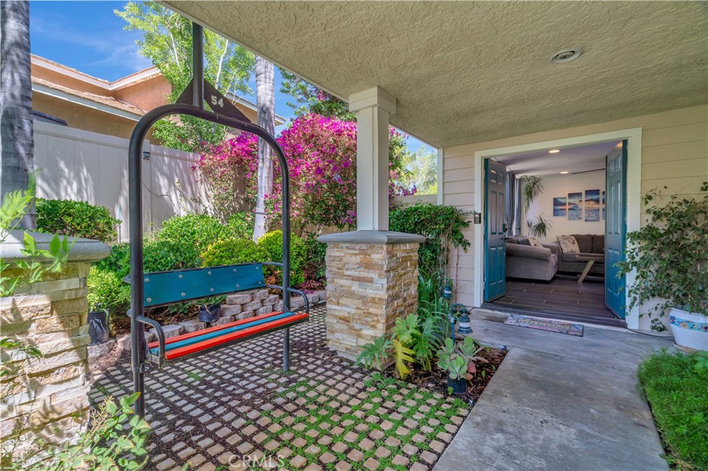 20009 Tanager Court