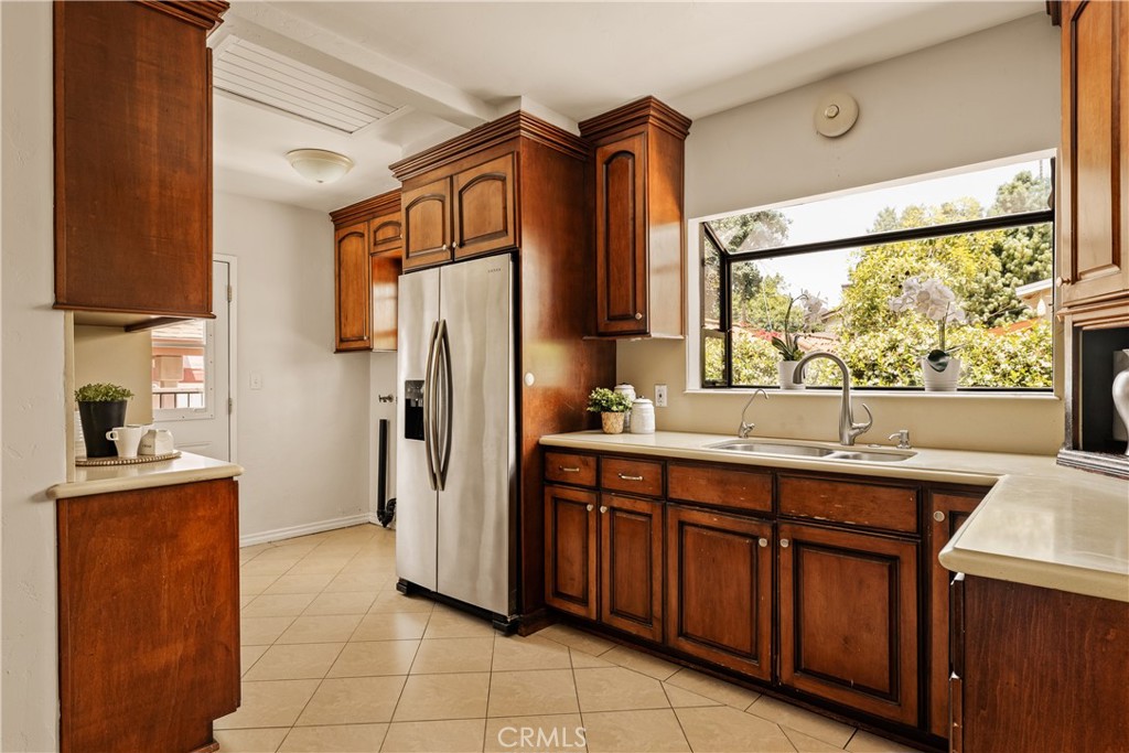 3848 Boyce Avenue Property Photo 9