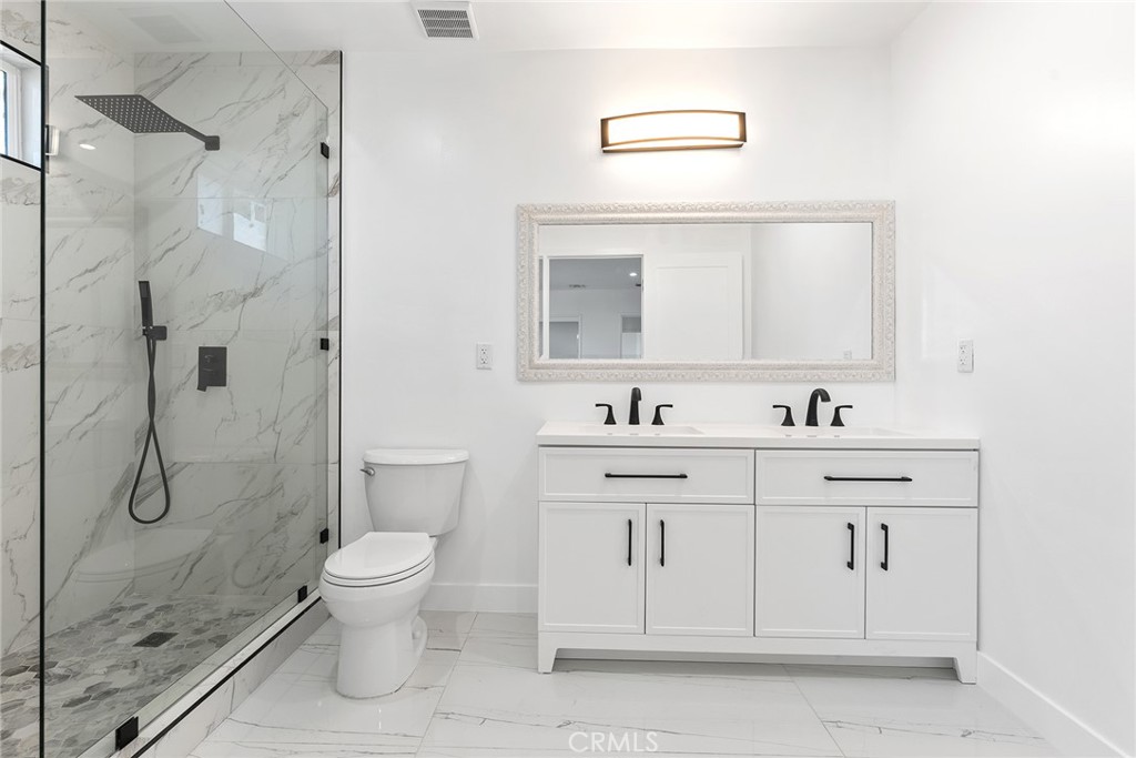 22723 Leonora Drive Property Photo 20