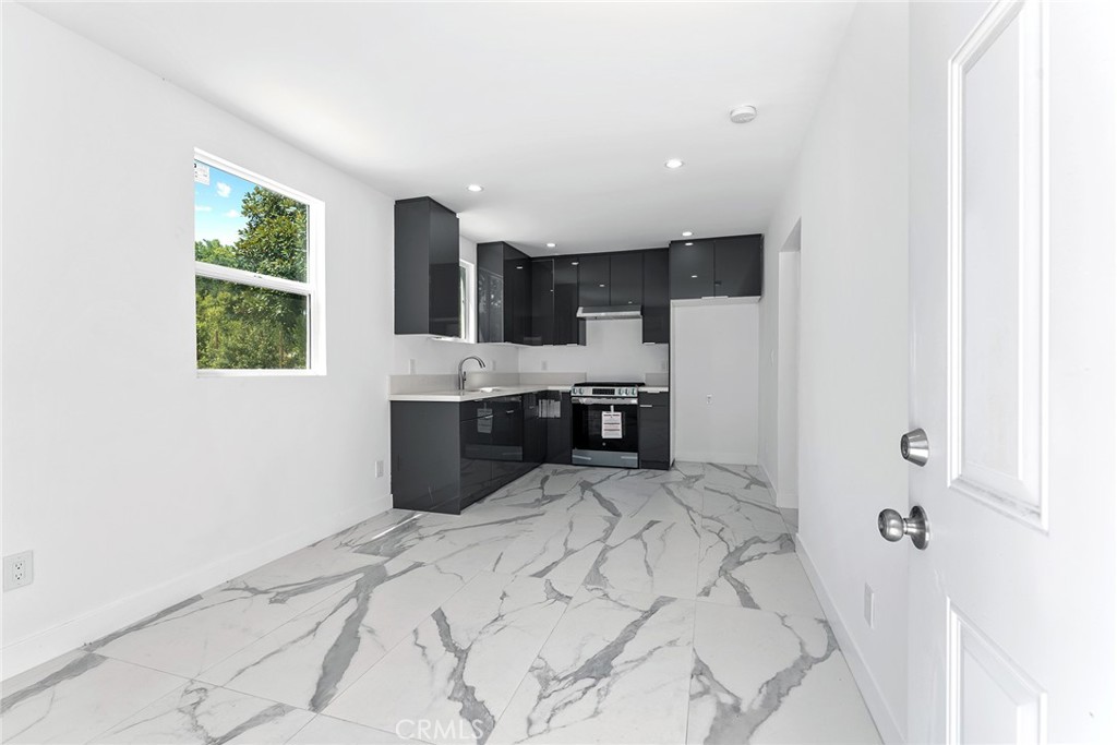 22723 Leonora Drive Property Photo 23