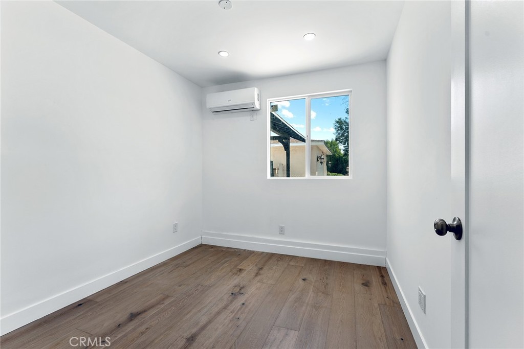 22723 Leonora Drive Property Photo 27