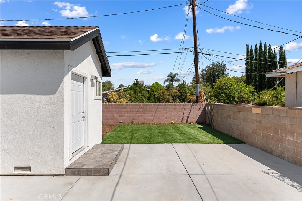 22723 Leonora Drive Property Photo 30