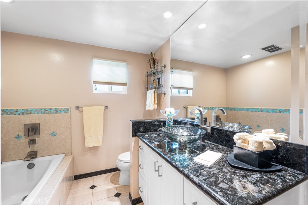 3624 Loadstone Drive Property Photo 15