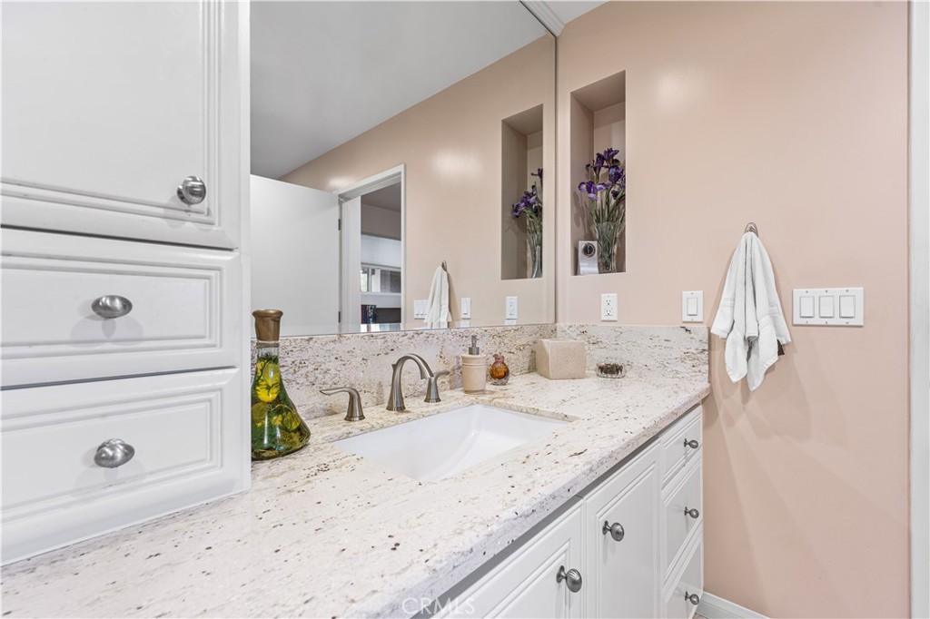 3624 Loadstone Drive Property Photo 27