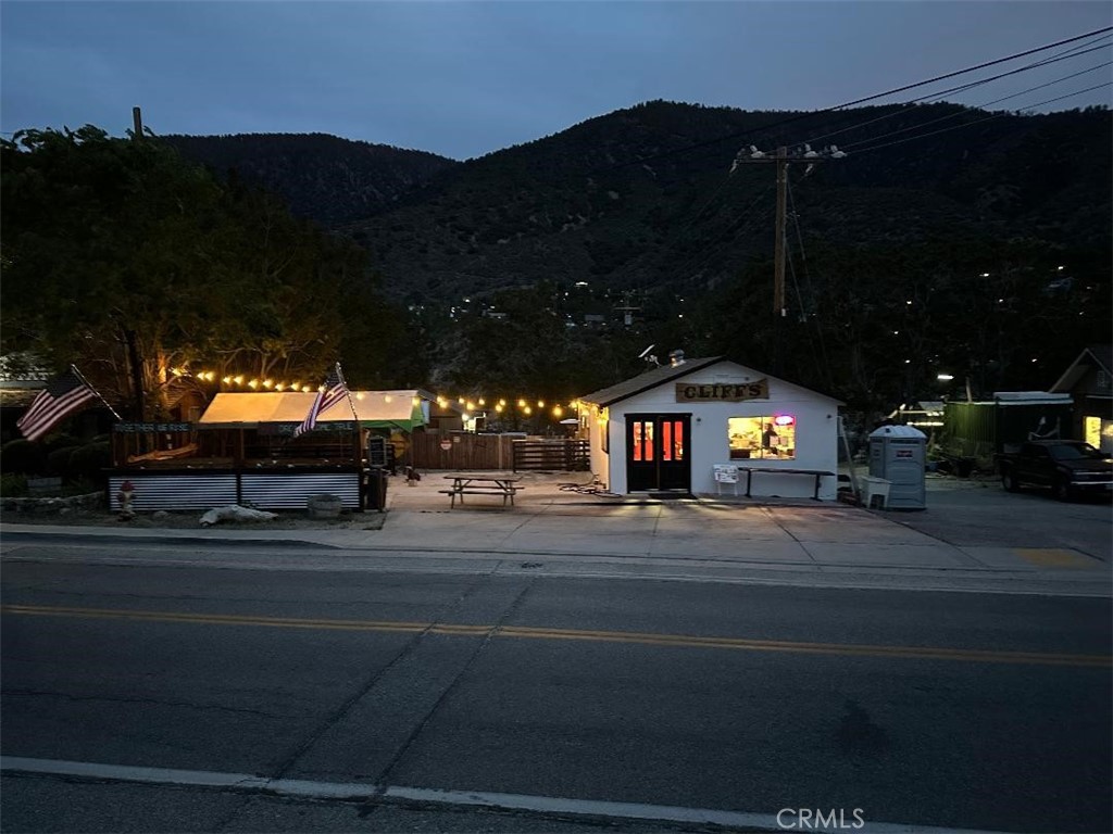 3408 Mt. Pinos Way Property Photo 4