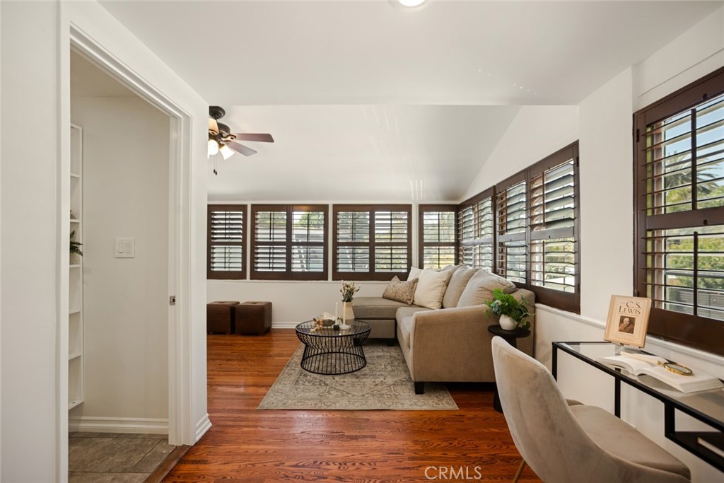 6438 Ivarene Avenue Property Photo 18
