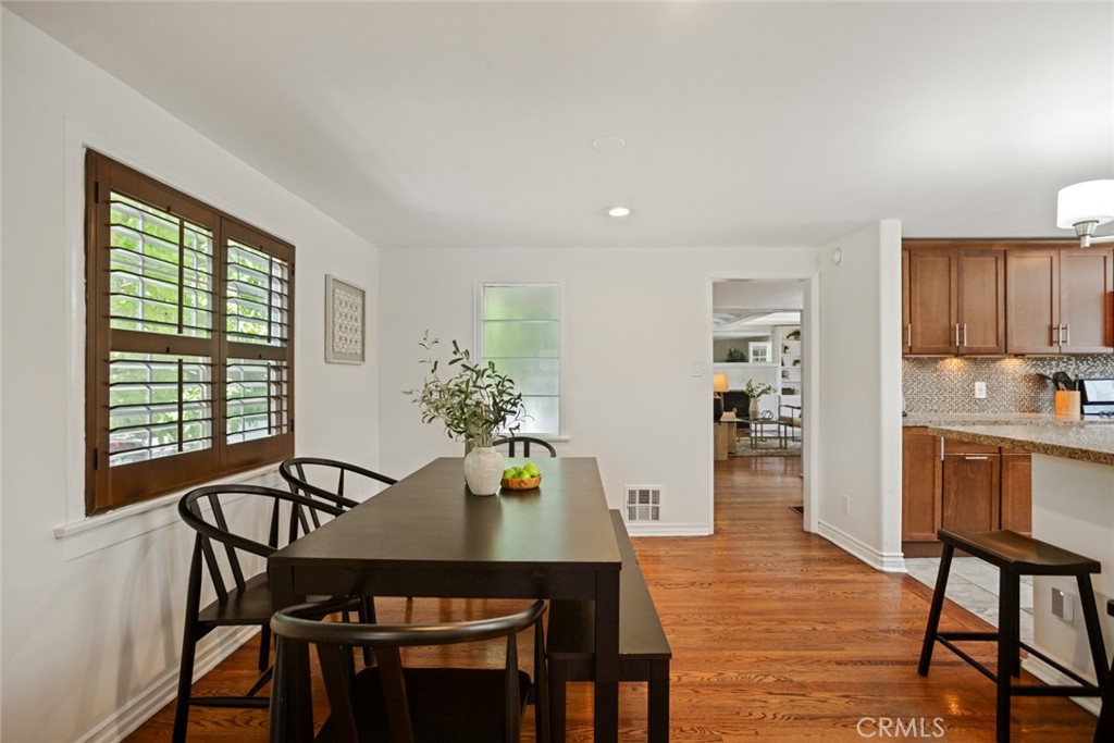 6438 Ivarene Avenue Property Photo 21