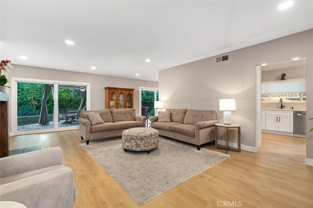 6207 Capistrano Avenue Property Photo 7