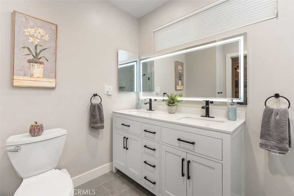 6207 Capistrano Avenue Property Photo 16