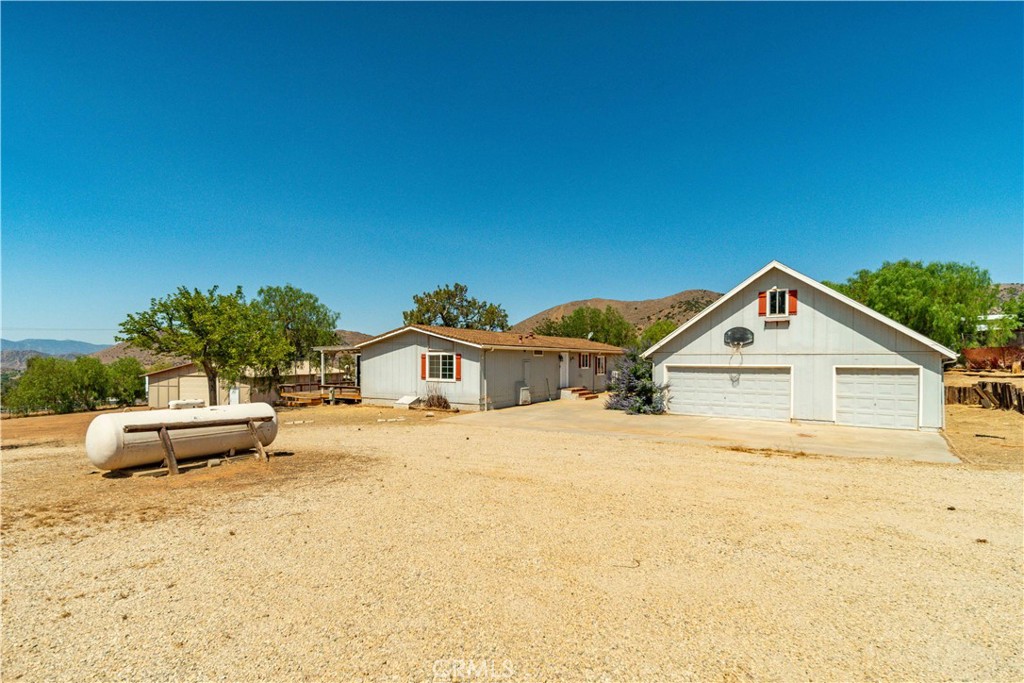 34821 Katherinel Avenue Property Photo 4
