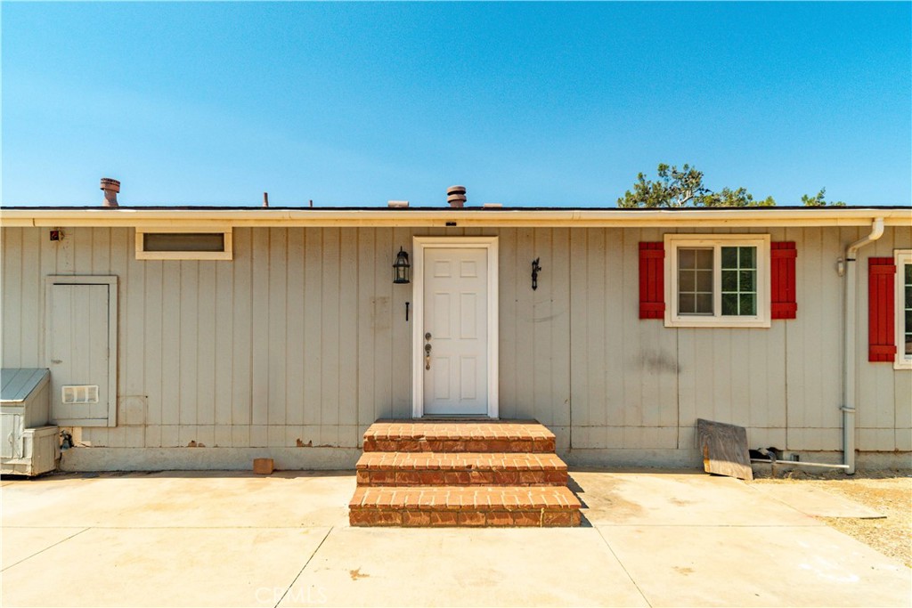 34821 Katherinel Avenue Property Photo 7