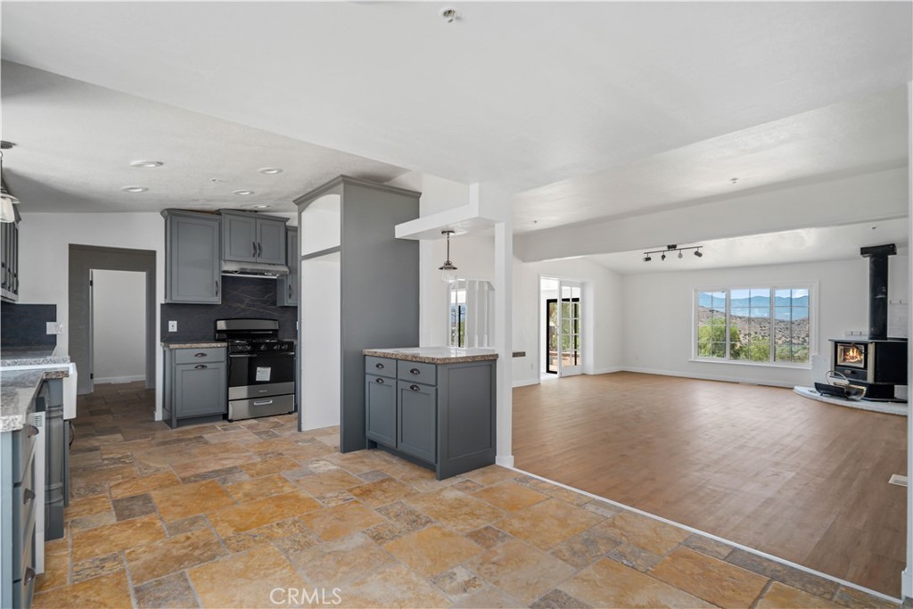 34821 Katherinel Avenue Property Photo 13