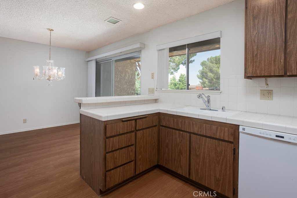 42849 15th Street W 4 Property Photo 6