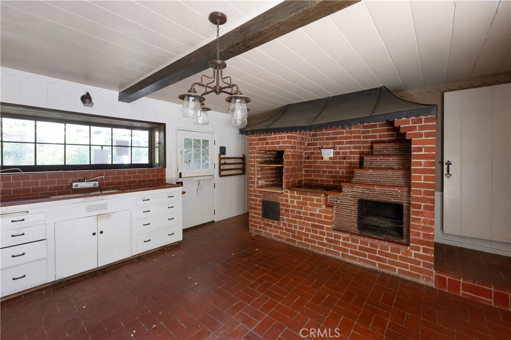 8449 Melvin Avenue Property Photo 1